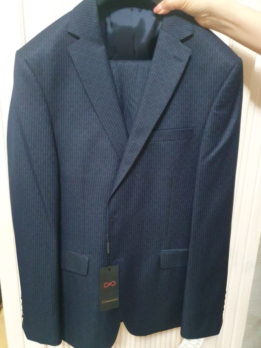 Костюм мужской новый