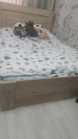 Кровать полуторка