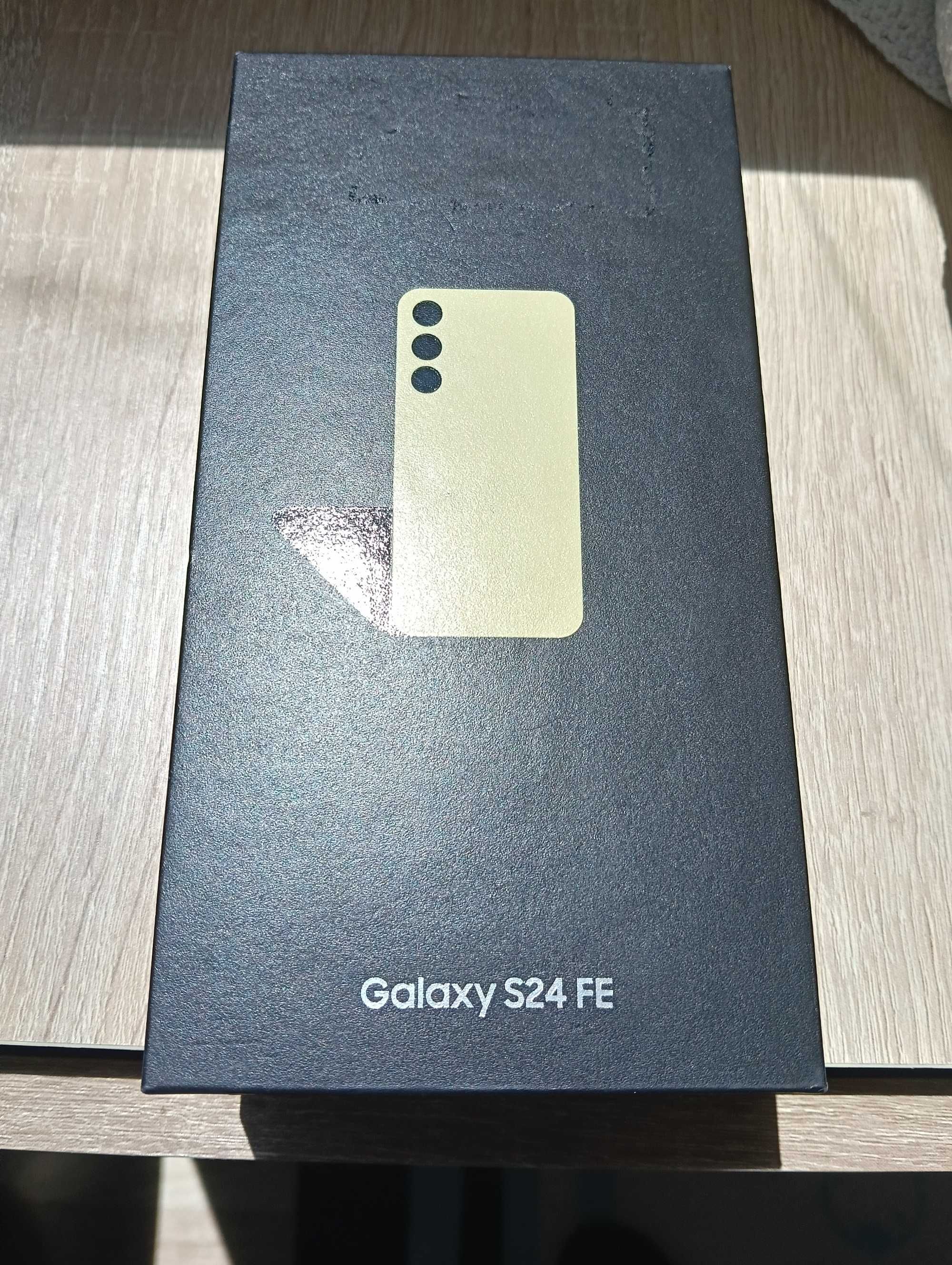 Samsung S24 FE 8/128