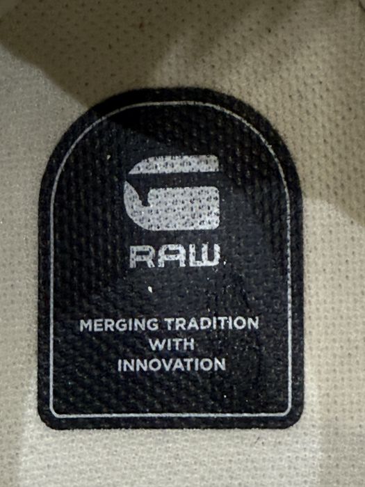 Дамски кожени обувки RAW