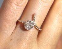 Золотое кольцо с бриллиантами. Дизайнерское кольцо с бриллиантами.