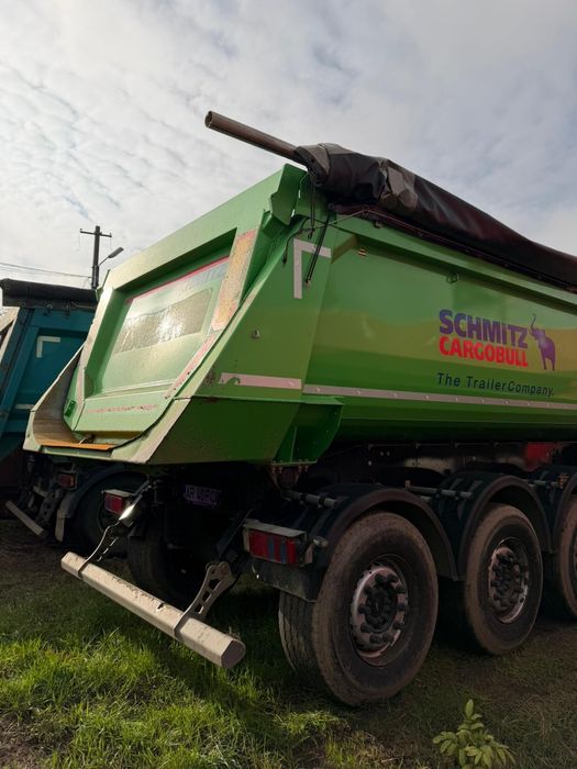 Vând  semiremorcă basculabila Schimtz