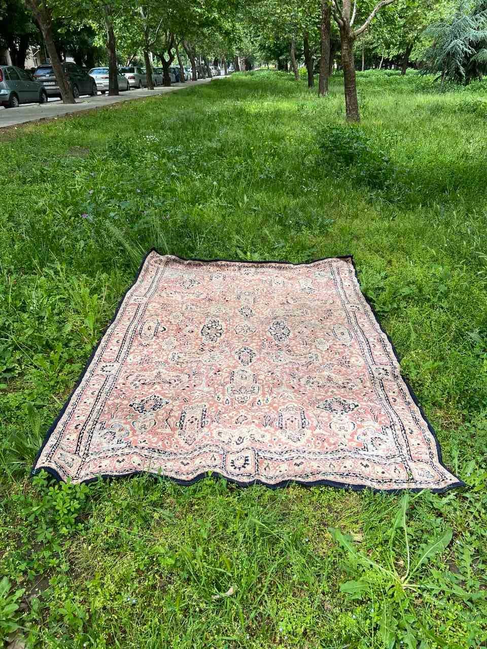 Ръчно тъкан персийски килим – 170 x 250 см