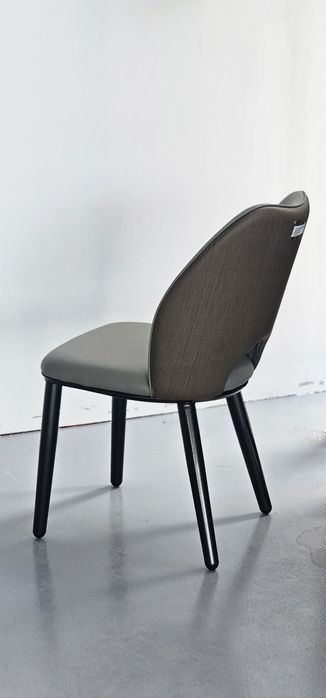 Scaune și fotolii moderne din stoc – Model 20 - livrare rapidă