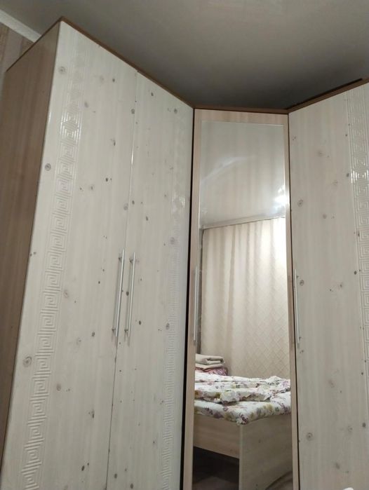 Продам спальный гарнитур