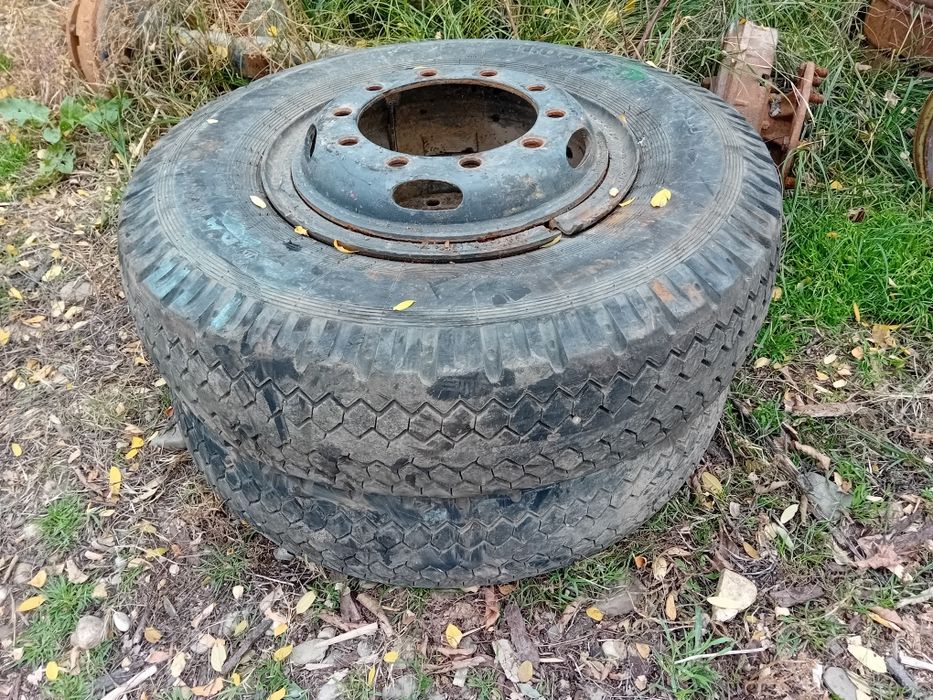 Cauciucuri 1100 r 20 kama