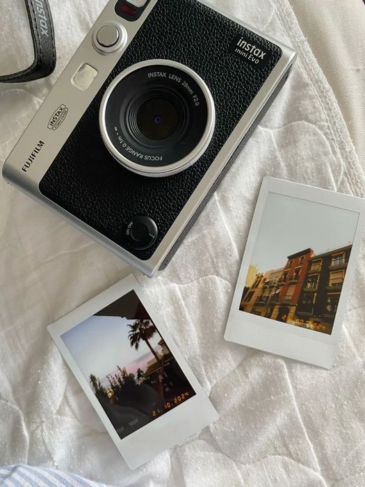 Fuji Instax Mini Evo