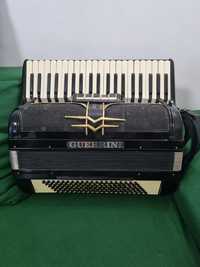 Acordeon de vanzare