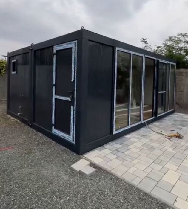 Containere modulare tip vitrina