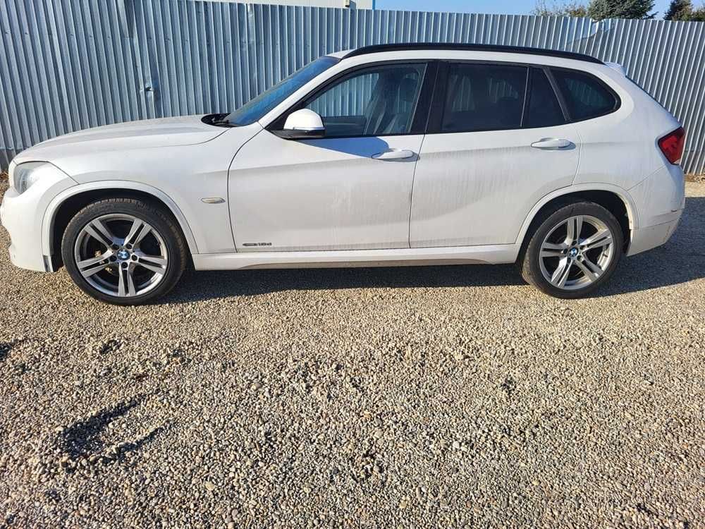 Jante M pe 18 in 2 latimi cu cauciucuri bune de vara bmw x1