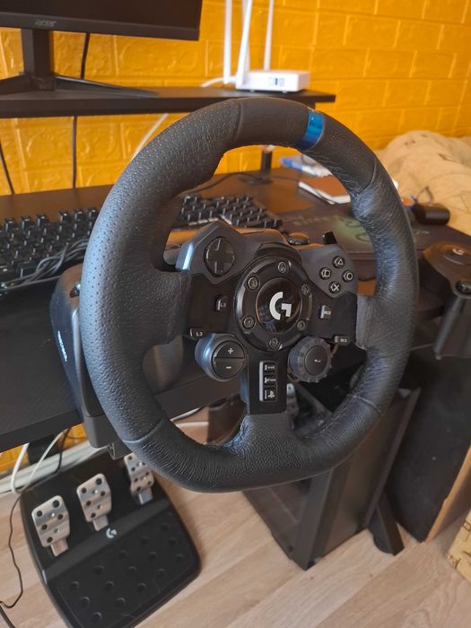 Гейминг волан Logitech g923
