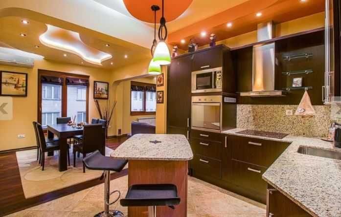 Продава се Двустаен апартамент в София, Център - 60 кв.м за 2825 €/кв.м - Снимка #1