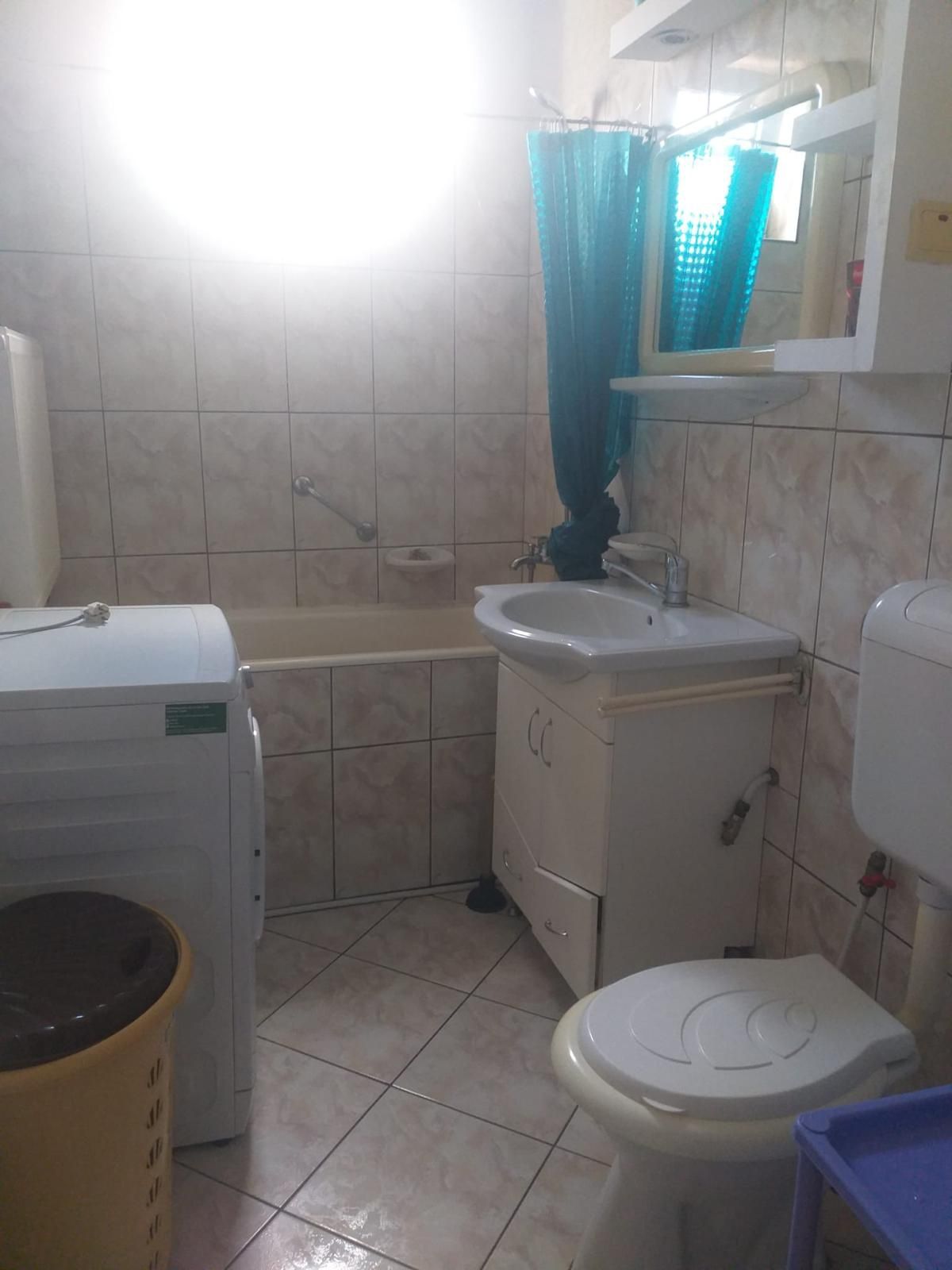 Vând apartament în Lugoj