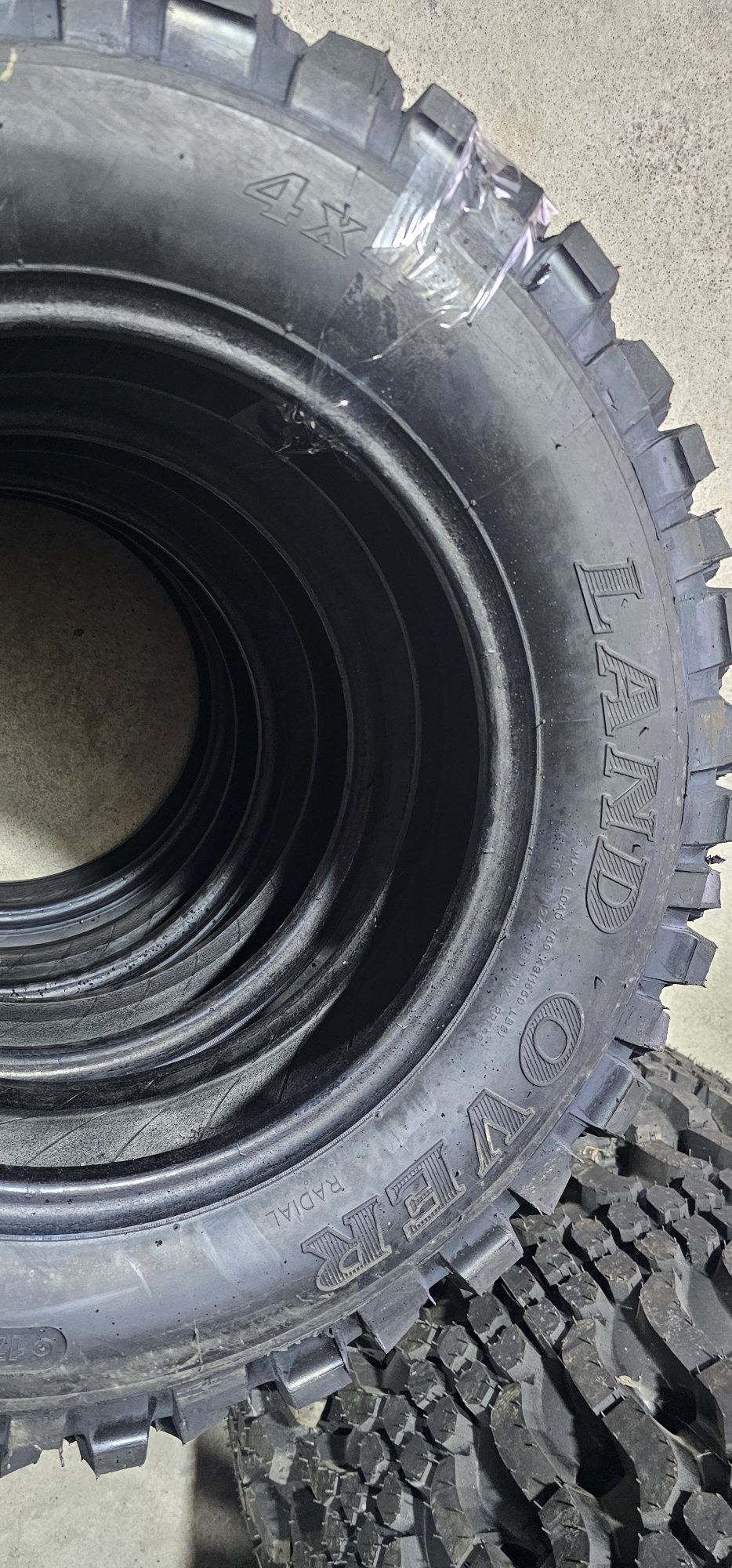 195 80 R 16 off road Tz.Gomme Track