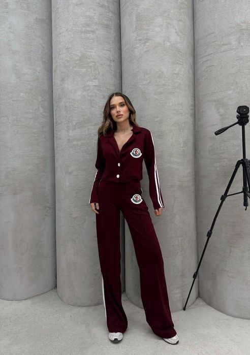 Compleu damă din bumbac moale plăcut la atingere .