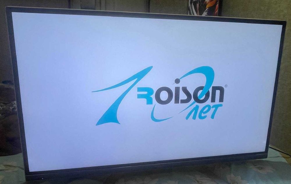 Продам телевизор Roison 42