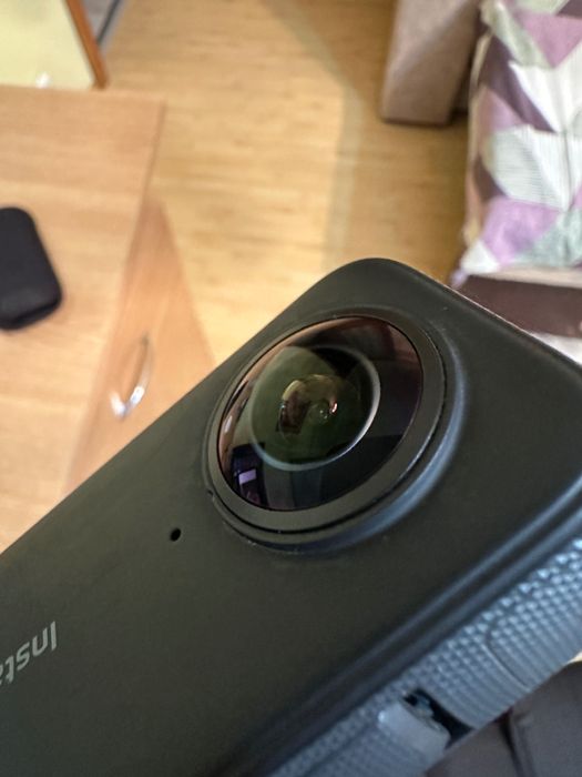 Camera insta 360 one X3