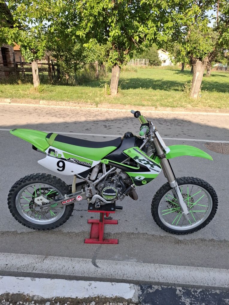 Продавам Kawasaki kx 85