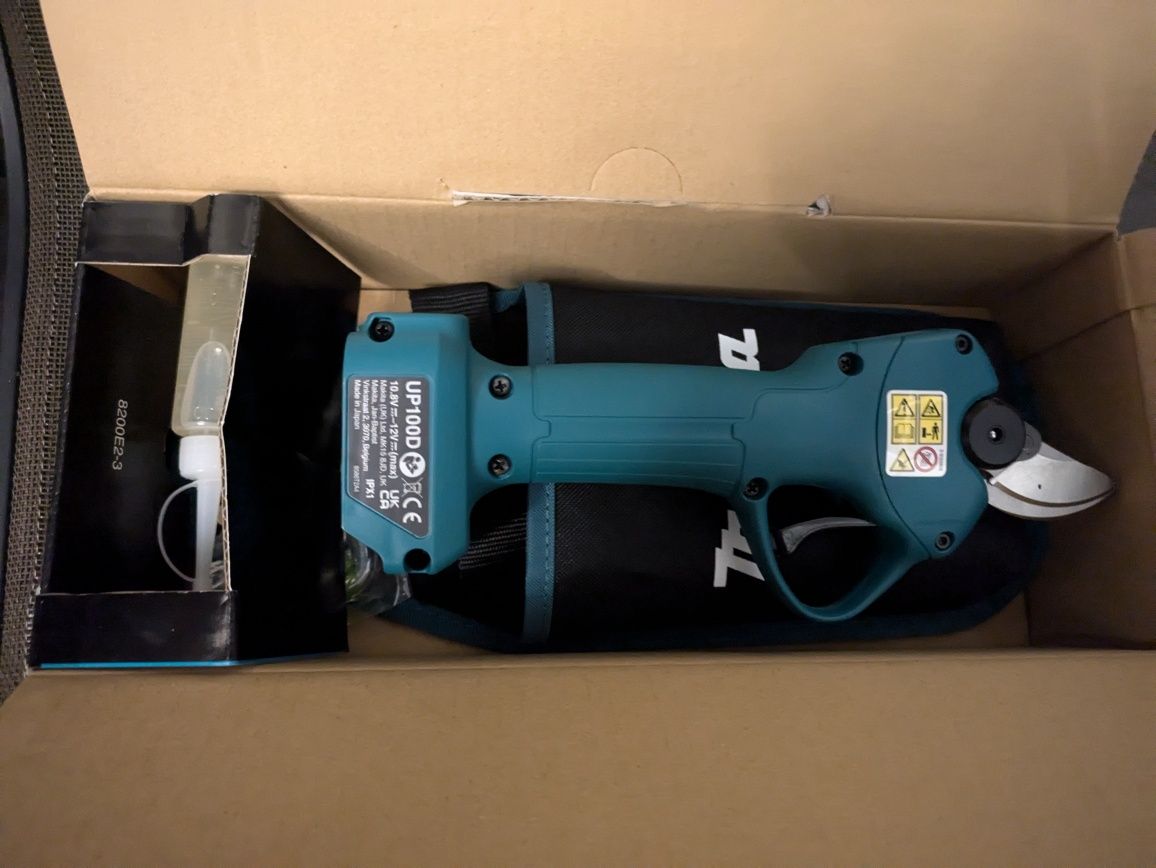 Foarfeca Makita UP100D