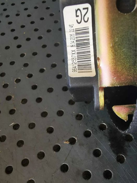 Centura stanga spate peugeot 307 break 96412537xx