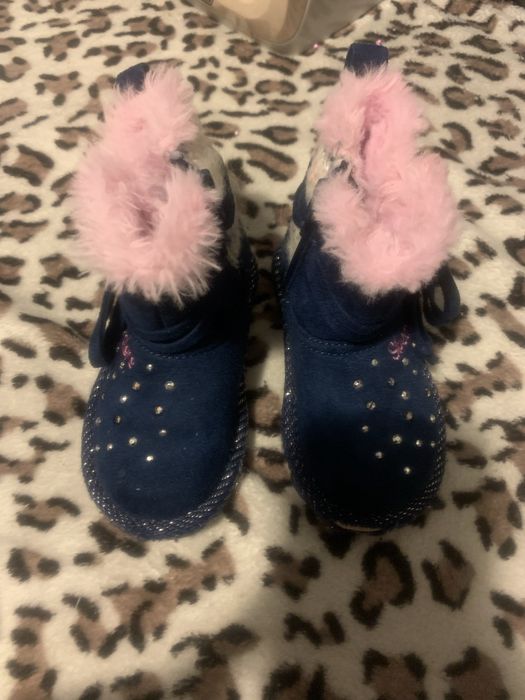 Ghetute Ugg nr 21 schecers