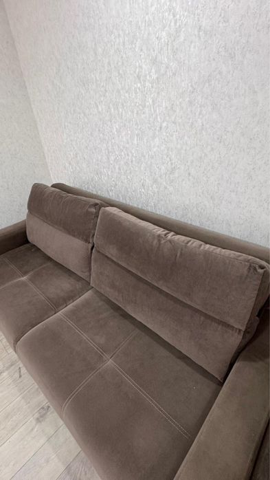 Продам диван б/у в отличном состоянии