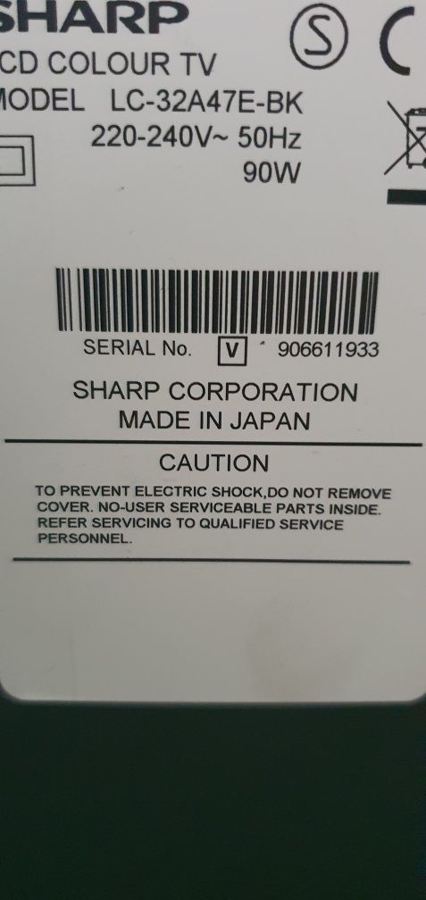 TV Sharp Aquos diag 82, made in Japan