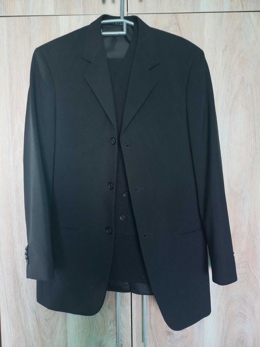 Продам брючный костюм