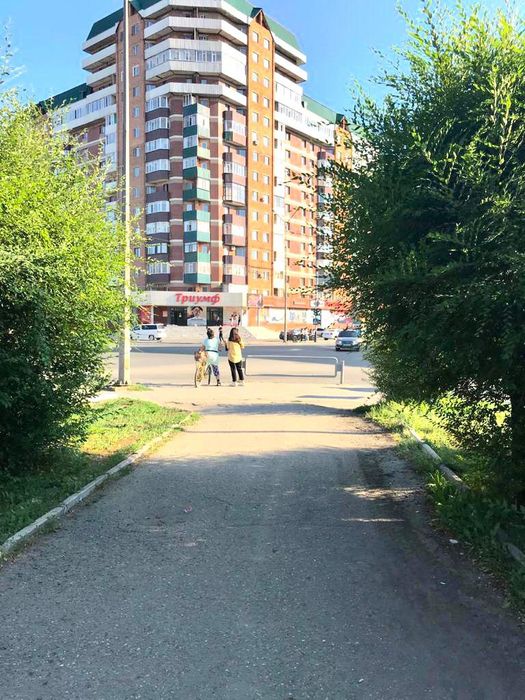 2 комнатную 13 000 Центр