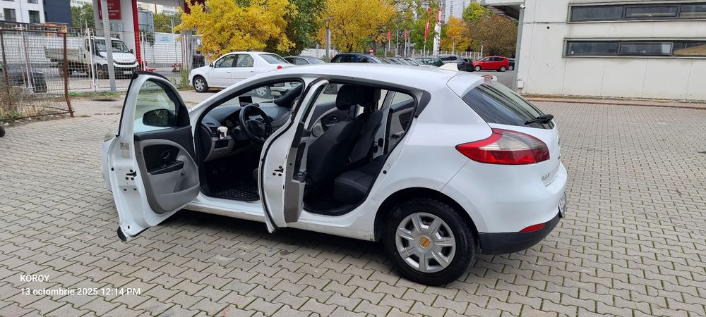 Renault Megan 3.15.dci din 2011