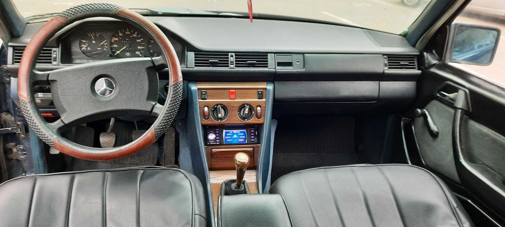 Mercedes W 124 , An 1987, Mot 2,0 D , Manual , inm RO, BUZAU