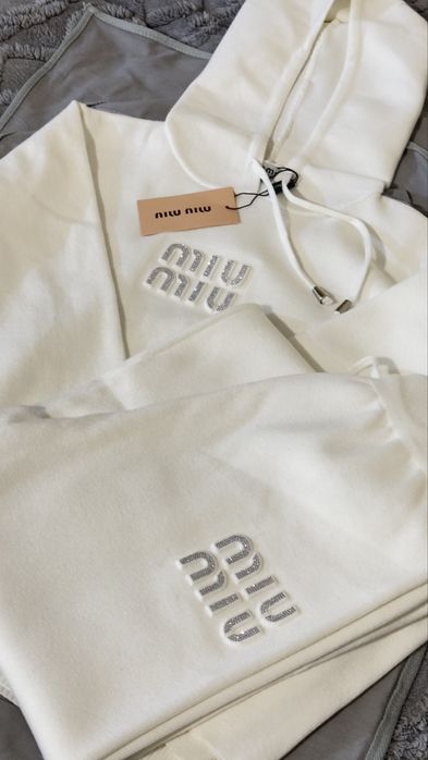 Двойка Min Min цвет, бежовый и белый