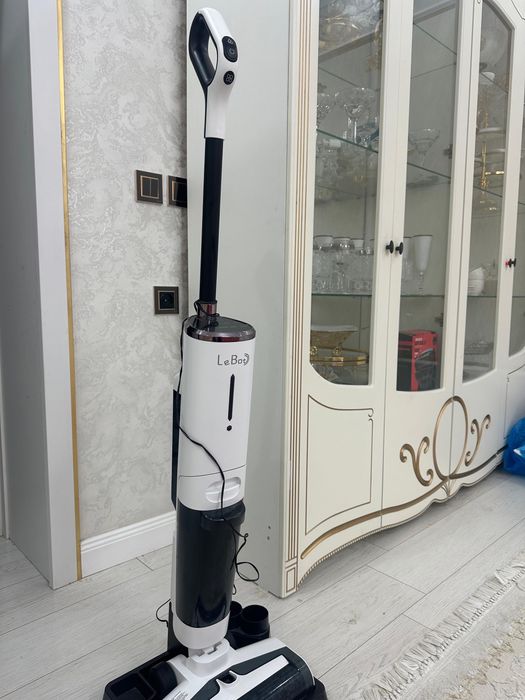 Моющий пылесос.