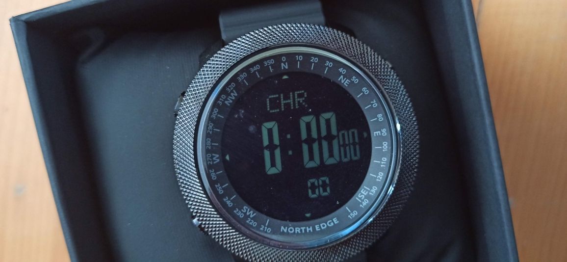 Часовник North Edge Apache Outdoor Military Watch
