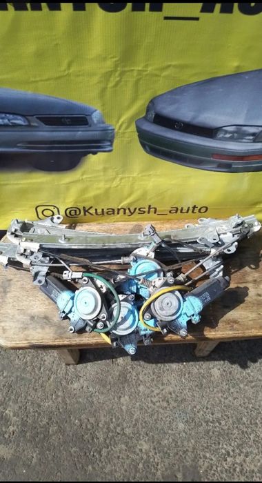 Стеклоподьемник Тойота Камри 20-25