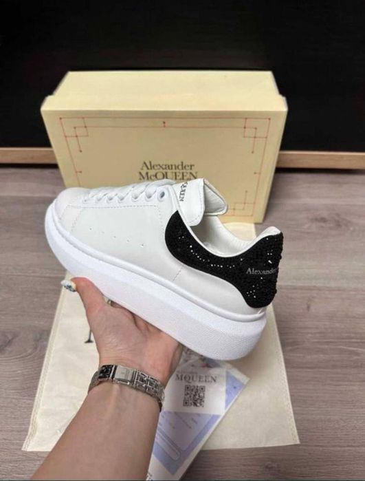 Adidasi dam și barbati