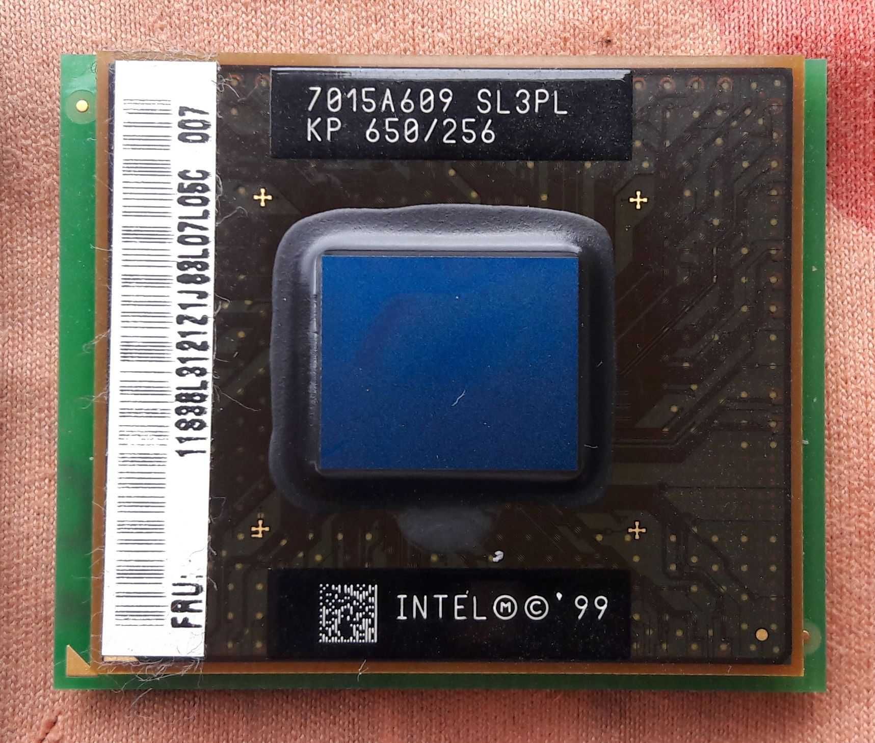 Procesor Intel Pentium III 650MHz Mobile + 128MB SDRAM SODIMM PC100