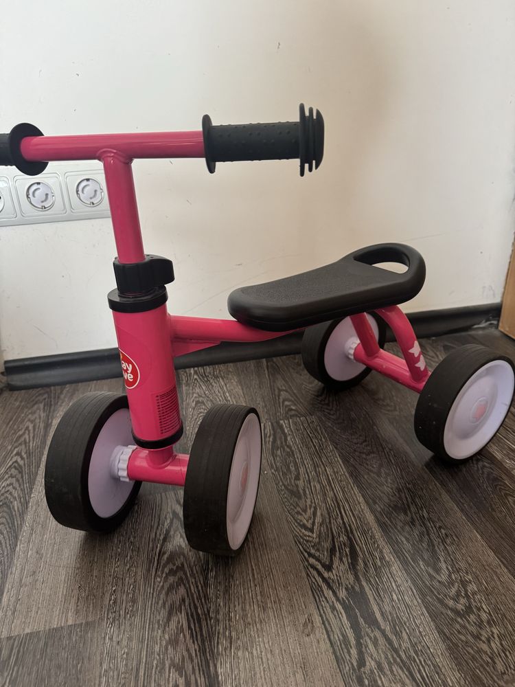 Колело за бутане без педали PLAYTIVE