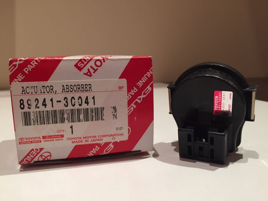 Датчик регулятора жёсткости на Lexus GS 350 от 2012 года