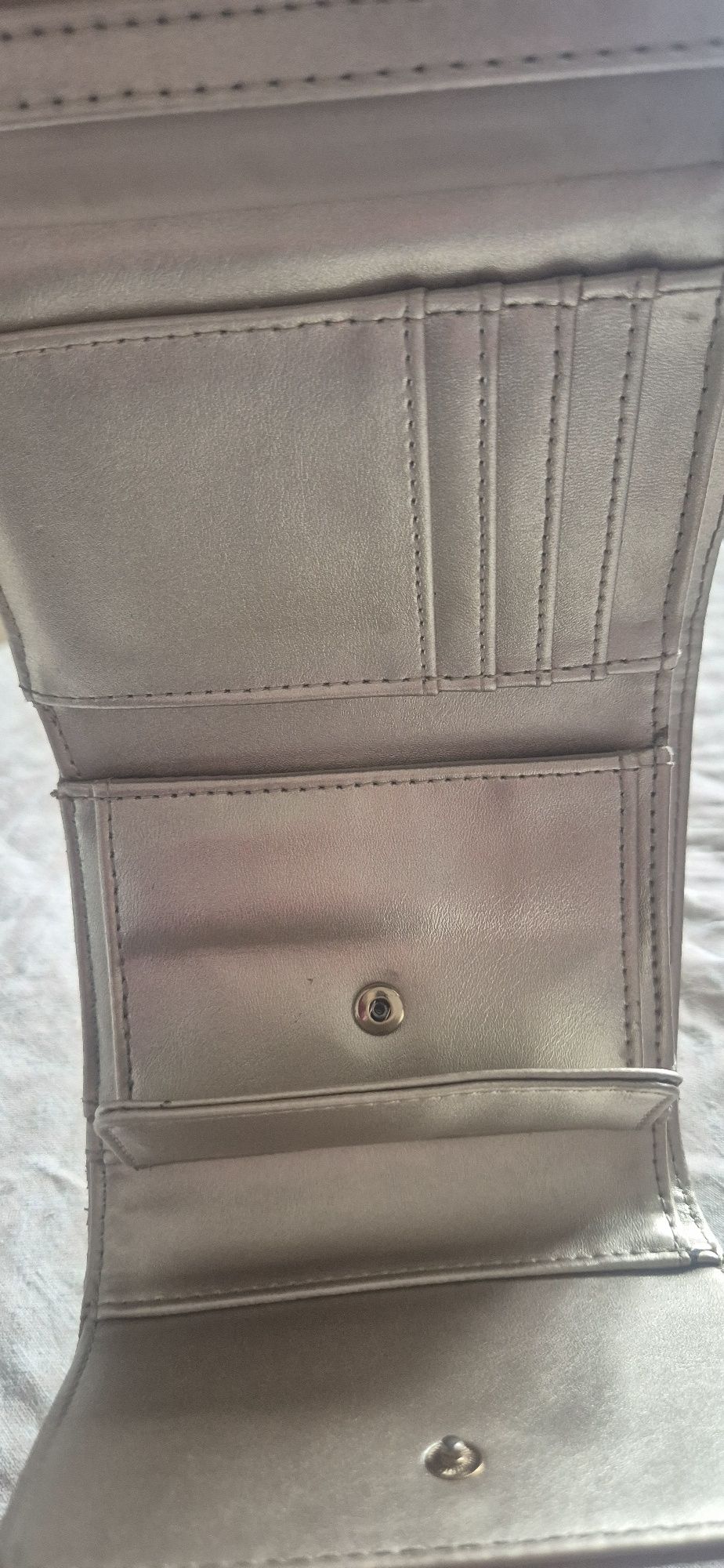 Guess оригинален портфейл