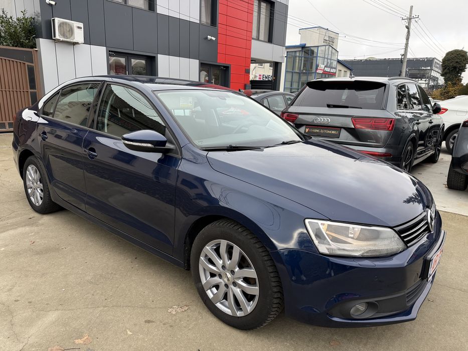 Volkswagen Jetta Rate Fixe Garantie 12 Luni Livrare Gratuita