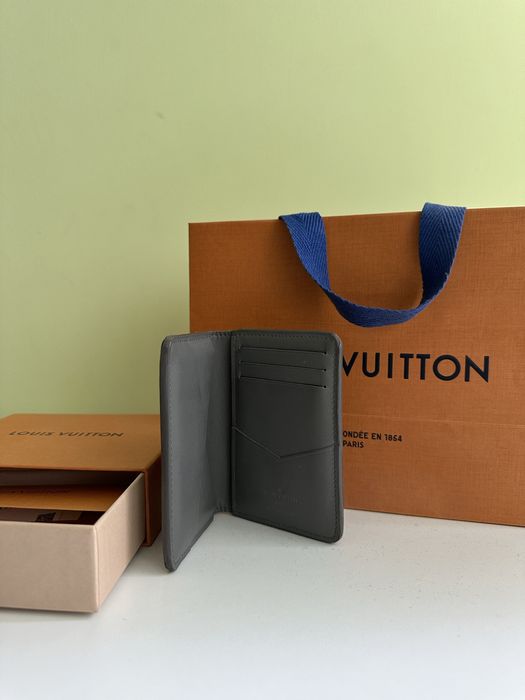 Louis Vuitton CardHolder