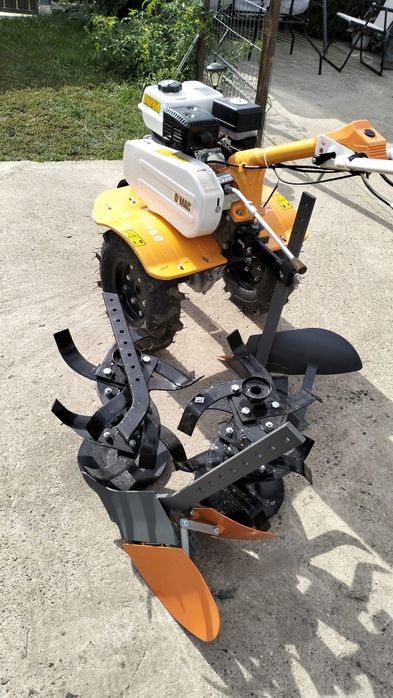 Motocultor pe benzina