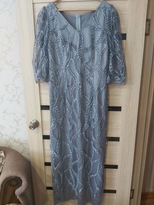 Продам вечерние платье.