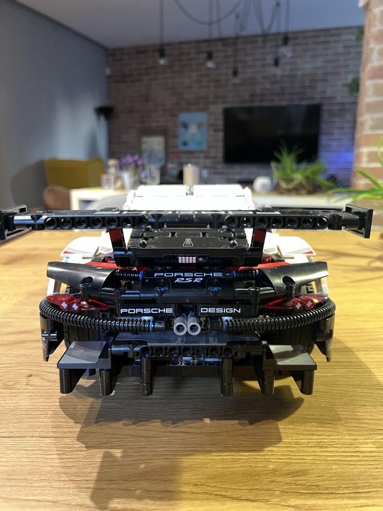 LEGO Technic Porsche 911 RSR