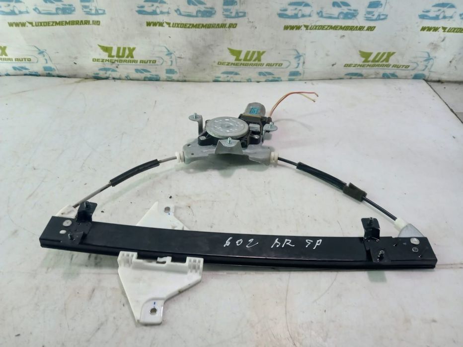 Macara gram dreapta spate 98840-CZ010 SsangYong Korando 3 [2010 - 201