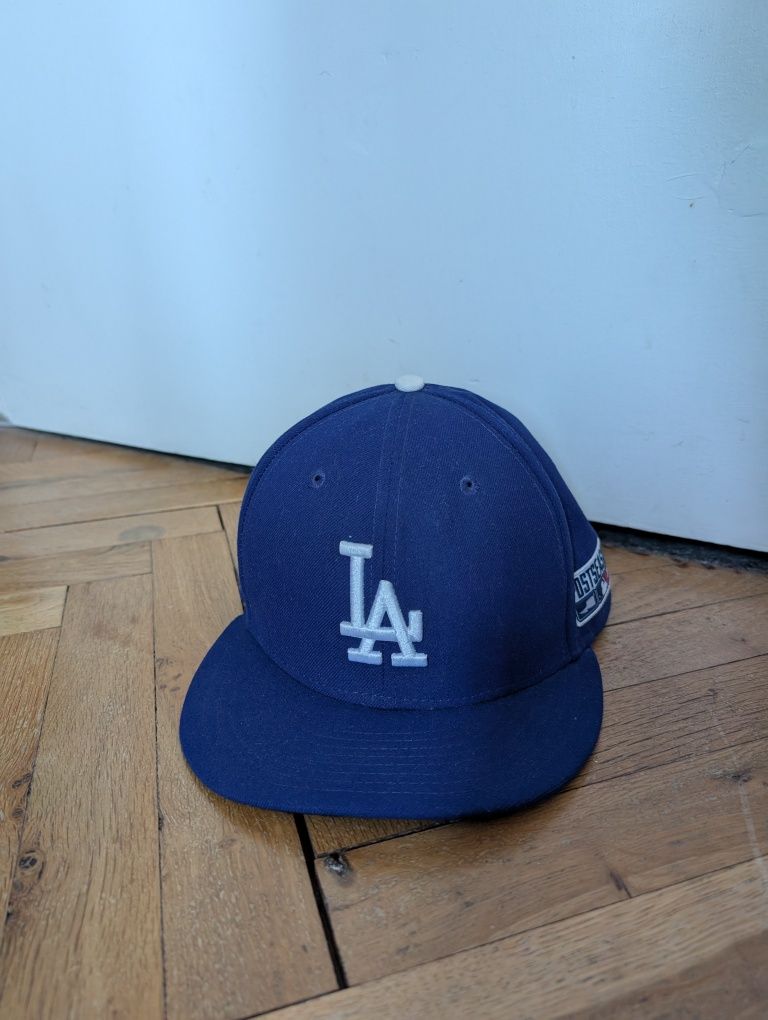 Шапка с козирка New Era