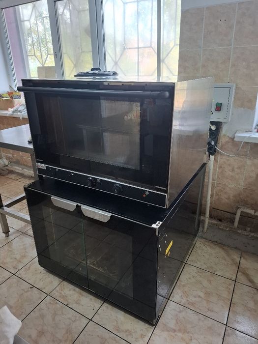 Пароконвектомат и тесторастоечный шкаф