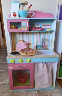 Детска кухня с аксесоари