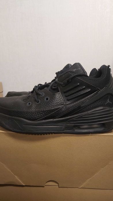 Nike Air Jordan Max Aura 5 - Номер 40